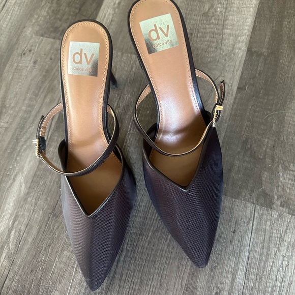 DV Dolce Vita brown Heels - Picture 1 of 3